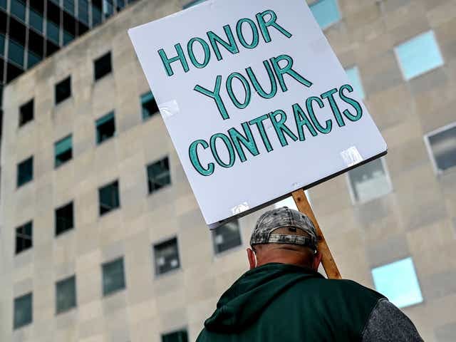 Lansing, retirees reach deal on health care benefits